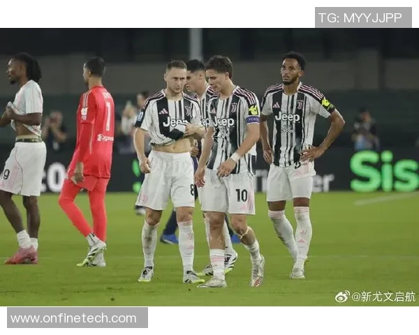 世界杯精彩对决多特蒙德与尤文图斯战成平局逆转瞬间引发全场热烈反响